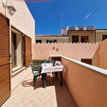 Casa Lorenza 300 M From Rena Bianca Apartment