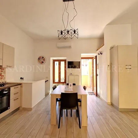 شقة Casa Lorenza A 300 M Dalla Rena Bianca سانتا تيريزا غالّورا