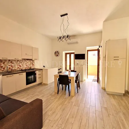 Casa Lorenza A 300 M Dalla Rena Bianca Apartamento